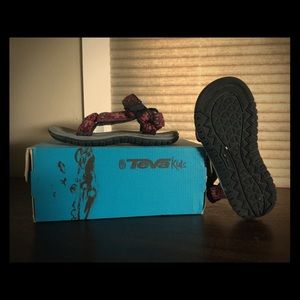 Kids Teva Hurricane III Sandals